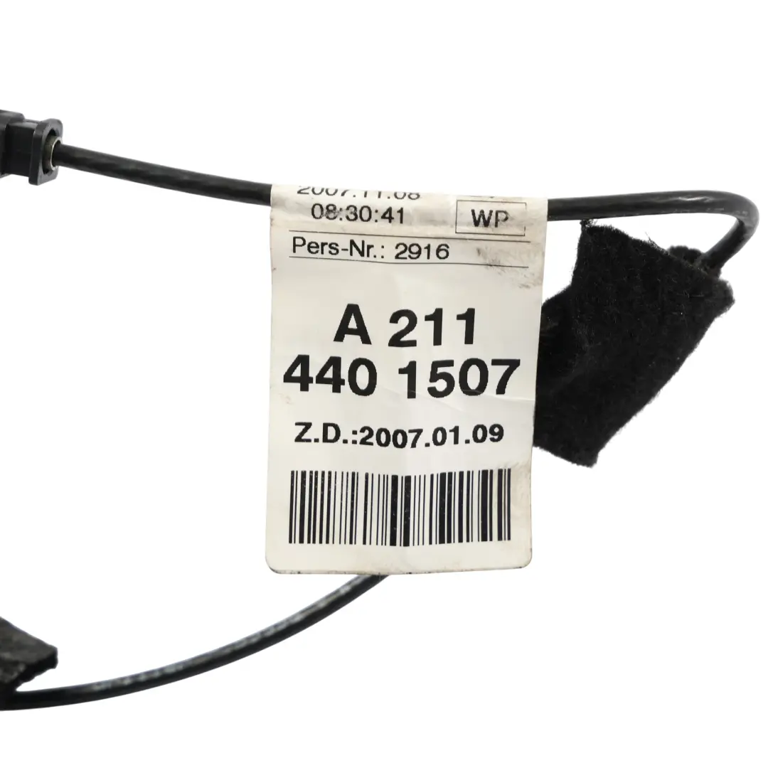 Mercedes W211 Antena Dachowa Rekin Czarna - SKU A2114401507-ING - Numer Części A2114401507