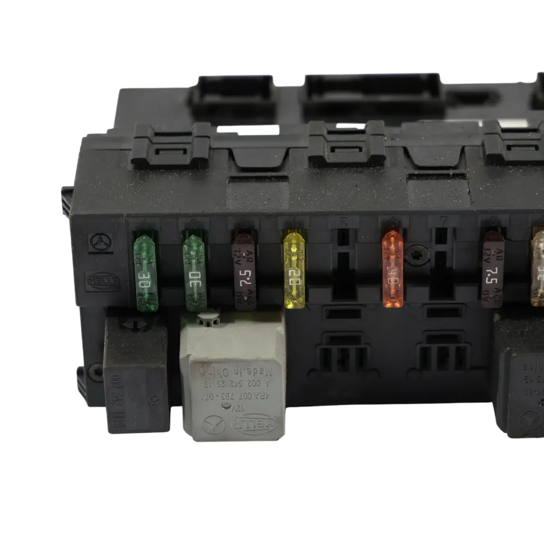  Caja de Fusibles Mercedes W211 CLS C219 Módulo SAM Trasero Relé Unidad Control - SKU A2115458601-1 - Número de pieza A2115458601