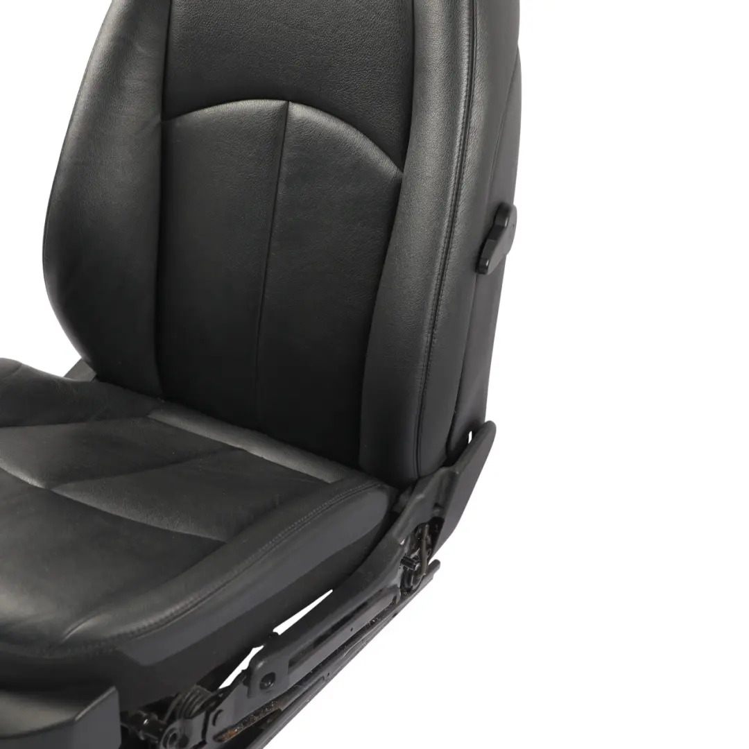 Siège Avant Droit Intérieur Chauffant En Cuir Semi Aniline Noir pour Mercedes W211 à propos du numéro de pièce A2119109593 Mercedes W211 Siège Avant Droit Intérieur Chauffant En Cuir Semi Aniline Noir - SKU A2119109593-2 - Numéro de pièce A2119109593