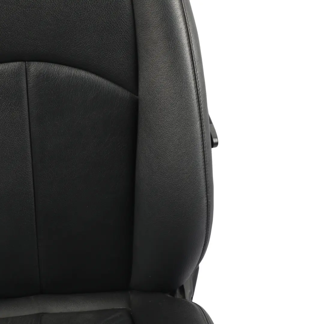 Siège Avant Droit Intérieur Chauffant En Cuir Semi Aniline Noir pour Mercedes W211 à propos du numéro de pièce A2119109593 Mercedes W211 Siège Avant Droit Intérieur Chauffant En Cuir Semi Aniline Noir - SKU A2119109593-2 - Numéro de pièce A2119109593