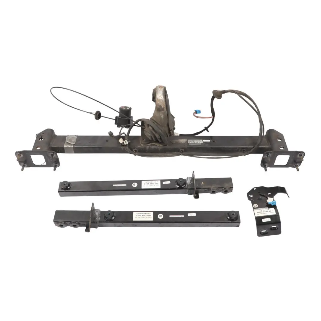 Towbar Towing Hitch Tow Bar Mechanism Oris to Mercedes S212 Estate with Part number A2123100204 Mercedes S212 Estate Towbar Towing Hitch Tow Bar Mechanism Oris - SKU A2123100204 - Part number A2123100204