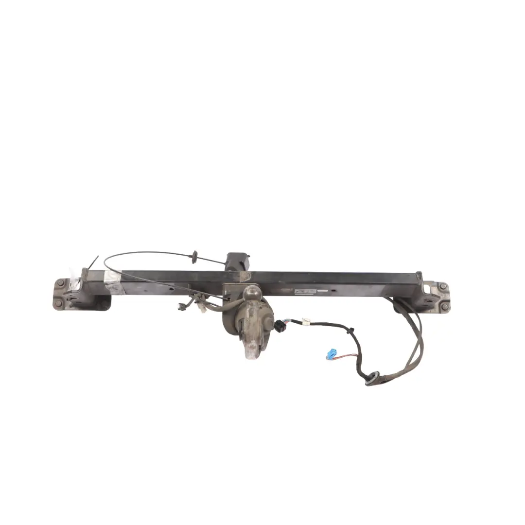Towbar Towing Hitch Tow Bar Mechanism Oris to Mercedes S212 Estate with Part number A2123100204 Mercedes S212 Estate Towbar Towing Hitch Tow Bar Mechanism Oris - SKU A2123100204 - Part number A2123100204