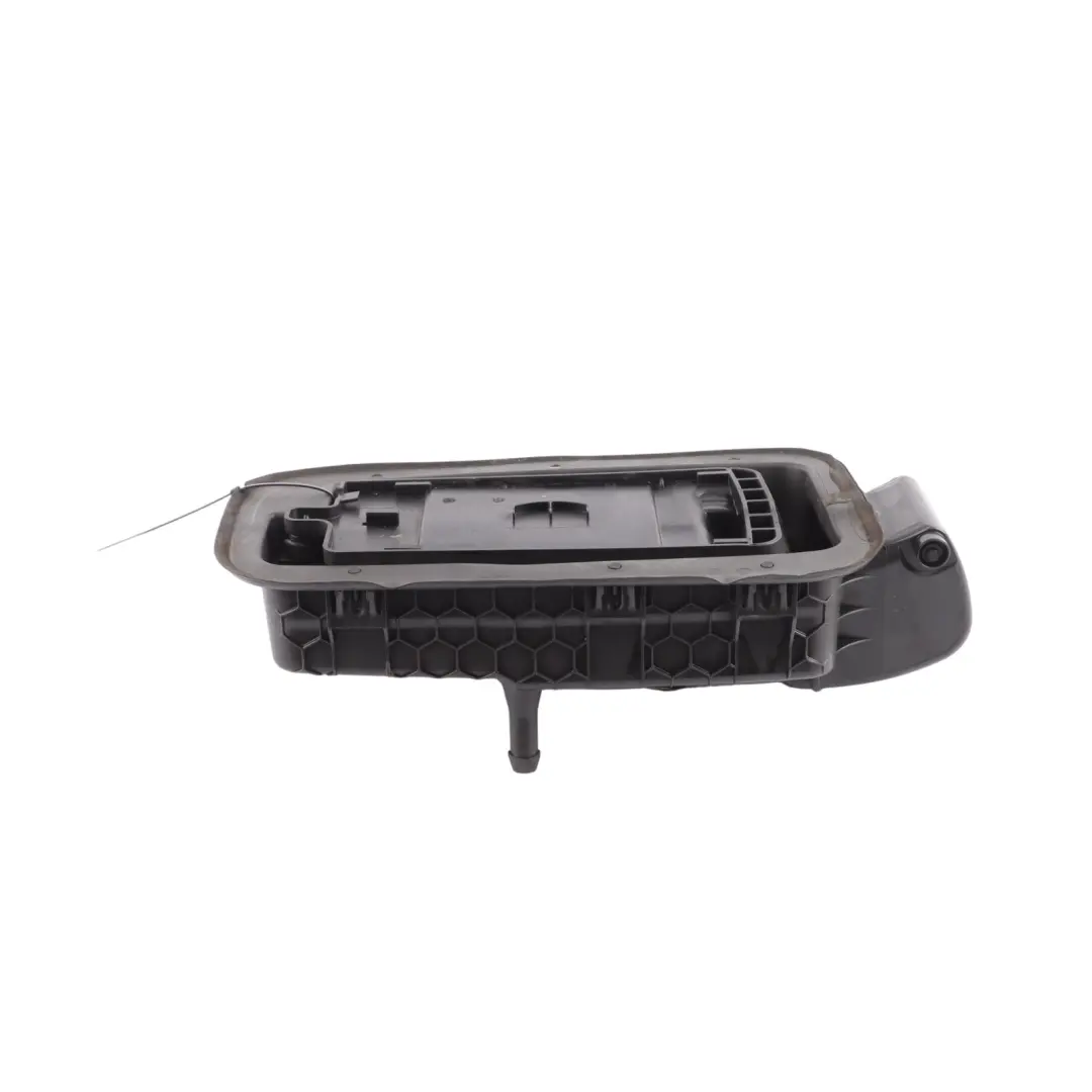 Klapka Wlewu Paliwa A2126300067 do MERCEDES W212 o numerze A2126300367 MERCEDES W212 Klapka Wlewu Paliwa A2126300067 - SKU A2126300367 - Numer Części A2126300367