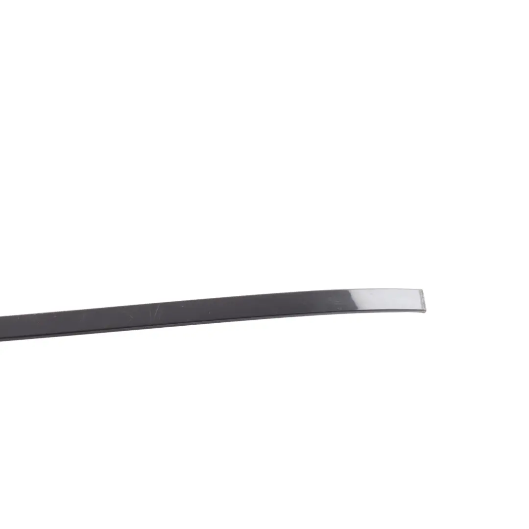 Striscia Parabrezza Sinistra Nero Ossidiana 197 per Mercedes S212 con numero di parte A2126900982 Mercedes S212 Striscia Parabrezza Sinistra Nero Ossidiana 197 - SKU A2126900982-OB - Numero di parte A2126900982