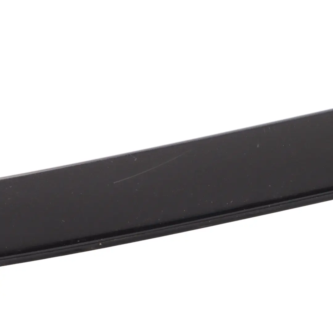 Striscia Parabrezza Sinistra Nero Ossidiana 197 per Mercedes S212 con numero di parte A2126900982 Mercedes S212 Striscia Parabrezza Sinistra Nero Ossidiana 197 - SKU A2126900982-OB - Numero di parte A2126900982