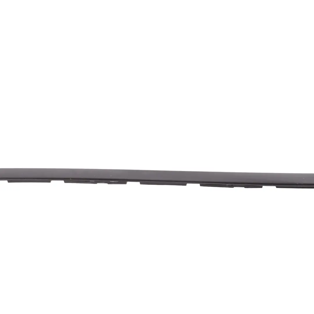 Striscia Parabrezza Destra Nero Ossidiana 197 per Mercedes S212 con numero di parte A2126901082 Mercedes S212 Striscia Parabrezza Destra Nero Ossidiana 197 - SKU A2126901082-OB - Numero di parte A2126901082