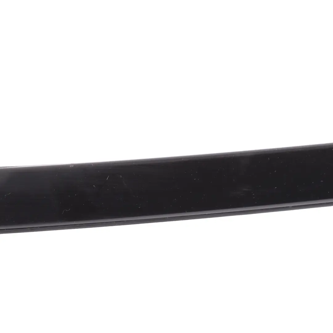 Striscia Parabrezza Destra Nero Ossidiana 197 per Mercedes S212 con numero di parte A2126901082 Mercedes S212 Striscia Parabrezza Destra Nero Ossidiana 197 - SKU A2126901082-OB - Numero di parte A2126901082