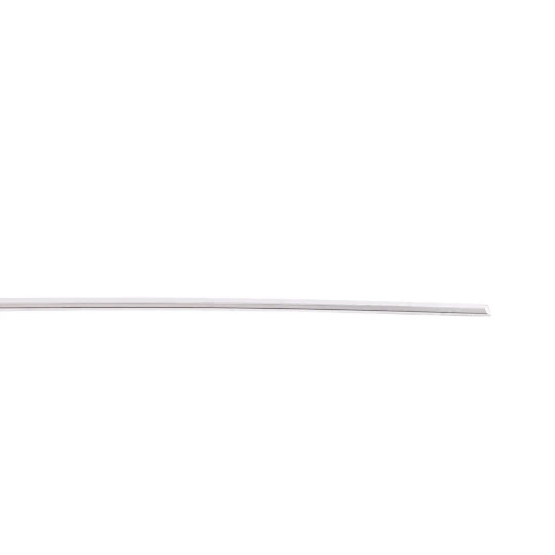 Mercedes W212 Moulure Garniture Porte Arrière Gauche - SKU A2126902962 - Numéro de pièce A2126902962