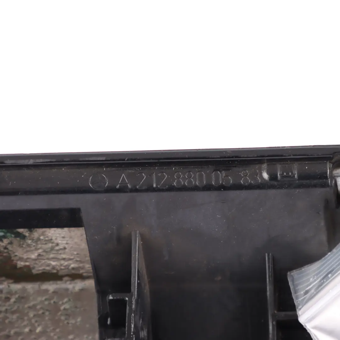 Parrilla delantera Capó Panel radiador Cromo para Mercedes W212 con número de pieza A2128801083 Mercedes W212 Parrilla delantera Capó Panel radiador Cromo - SKU A2128801083 - Número de pieza A2128801083