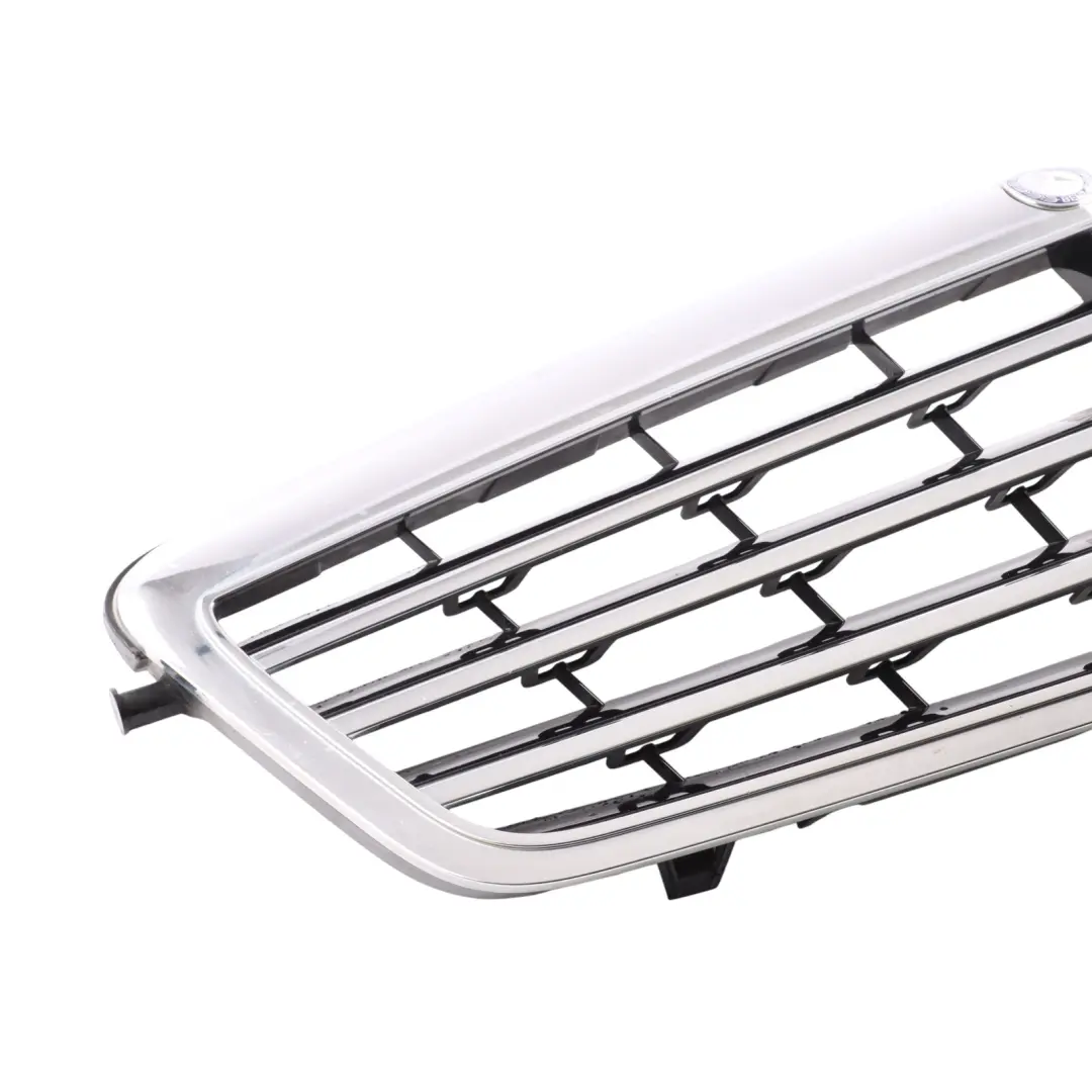 Parrilla delantera Capó Panel radiador Cromo para Mercedes W212 con número de pieza A2128801083 Mercedes W212 Parrilla delantera Capó Panel radiador Cromo - SKU A2128801083 - Número de pieza A2128801083