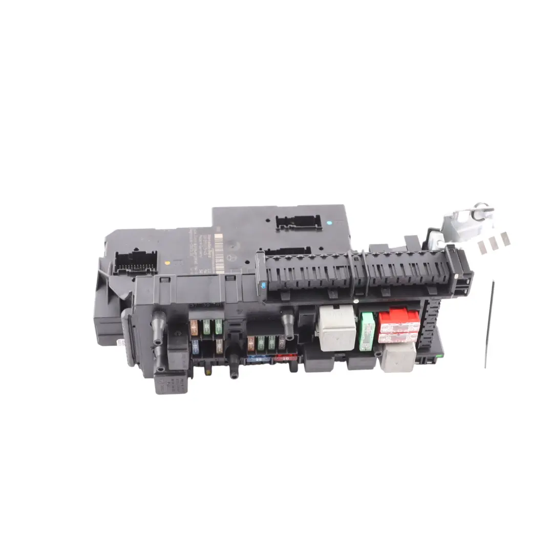 Fuse Box Relay Control Unit SAM Module to Mercedes S212 with Part number A2129009922 Mercedes S212 Fuse Box Relay Control Unit SAM Module - SKU A2129009922 - Part number A2129009922