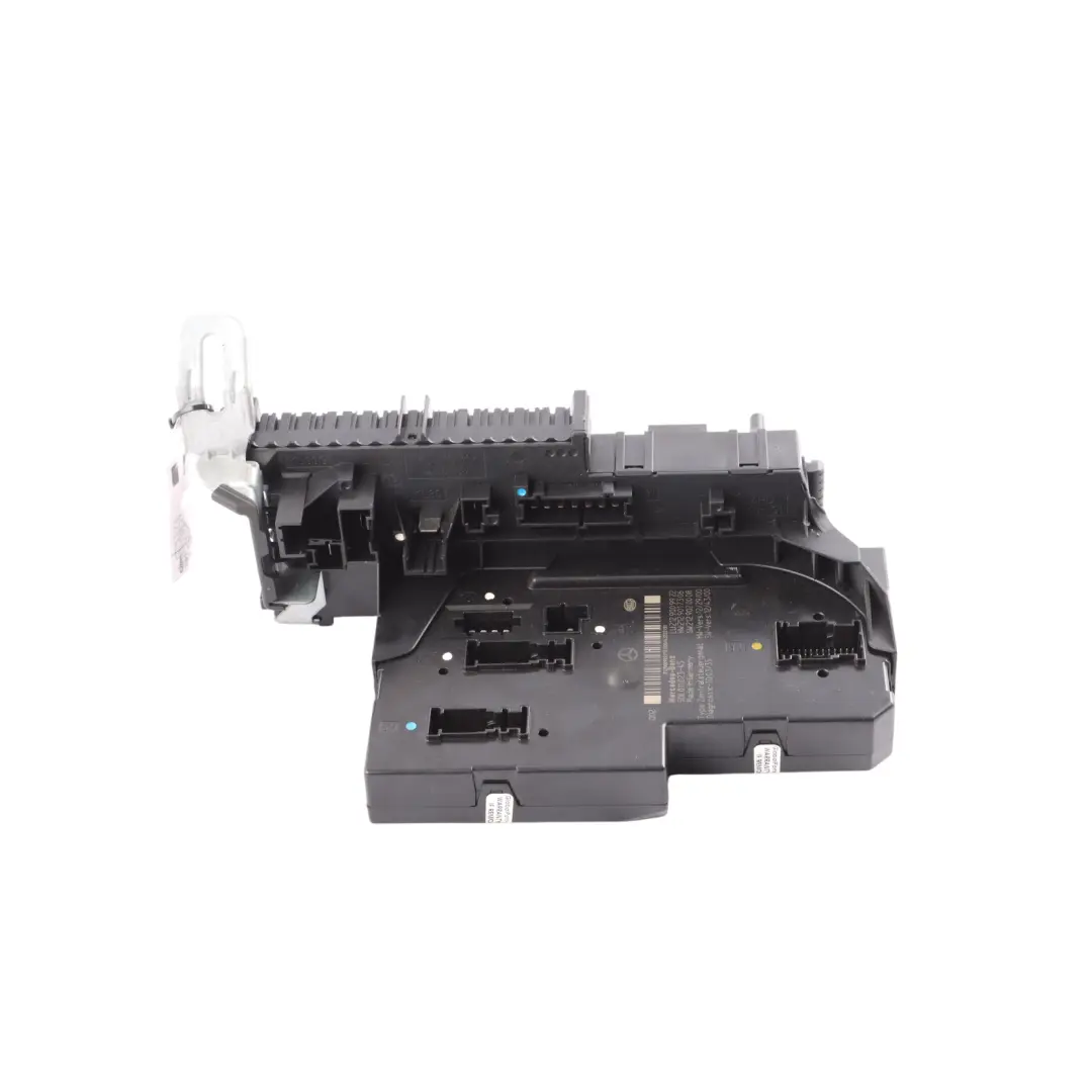 Fuse Box Relay Control Unit SAM Module to Mercedes S212 with Part number A2129009922 Mercedes S212 Fuse Box Relay Control Unit SAM Module - SKU A2129009922 - Part number A2129009922