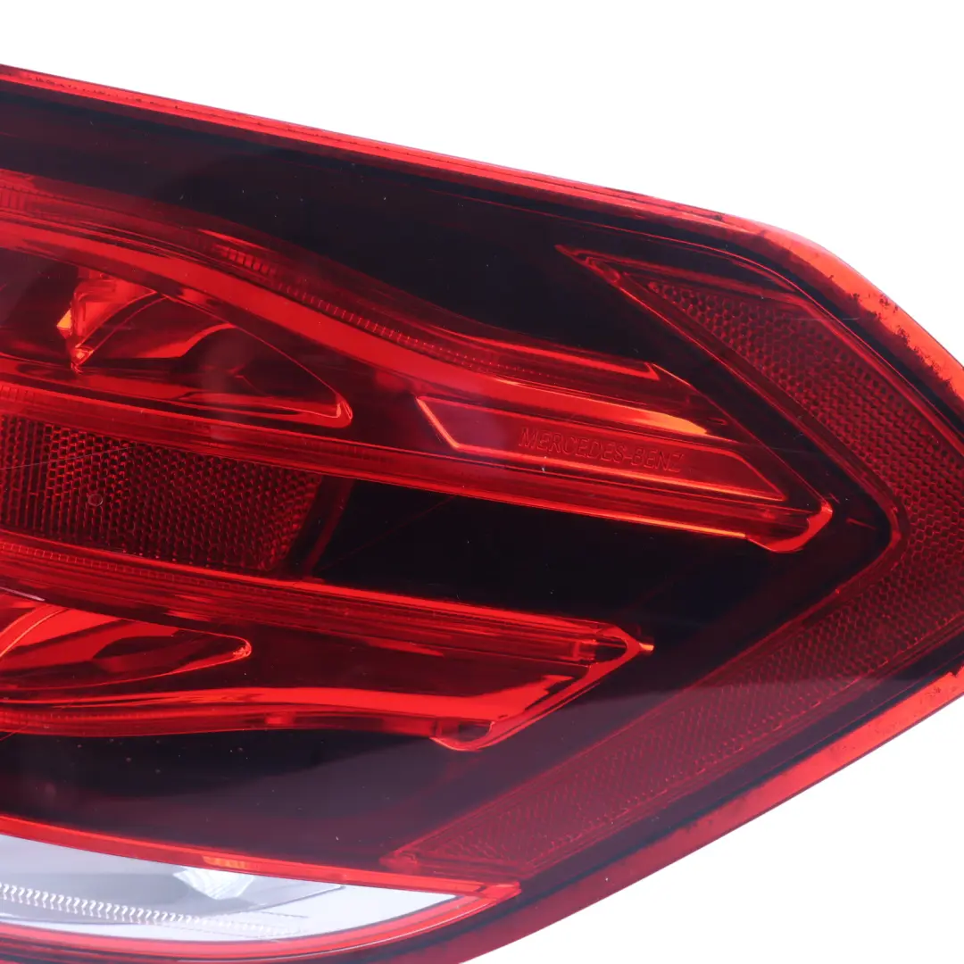 Mercedes S212 Trunk Lid Boot Light Lamp Outer Rear Right O/S - SKU A2129061803 - Part number A2129061803