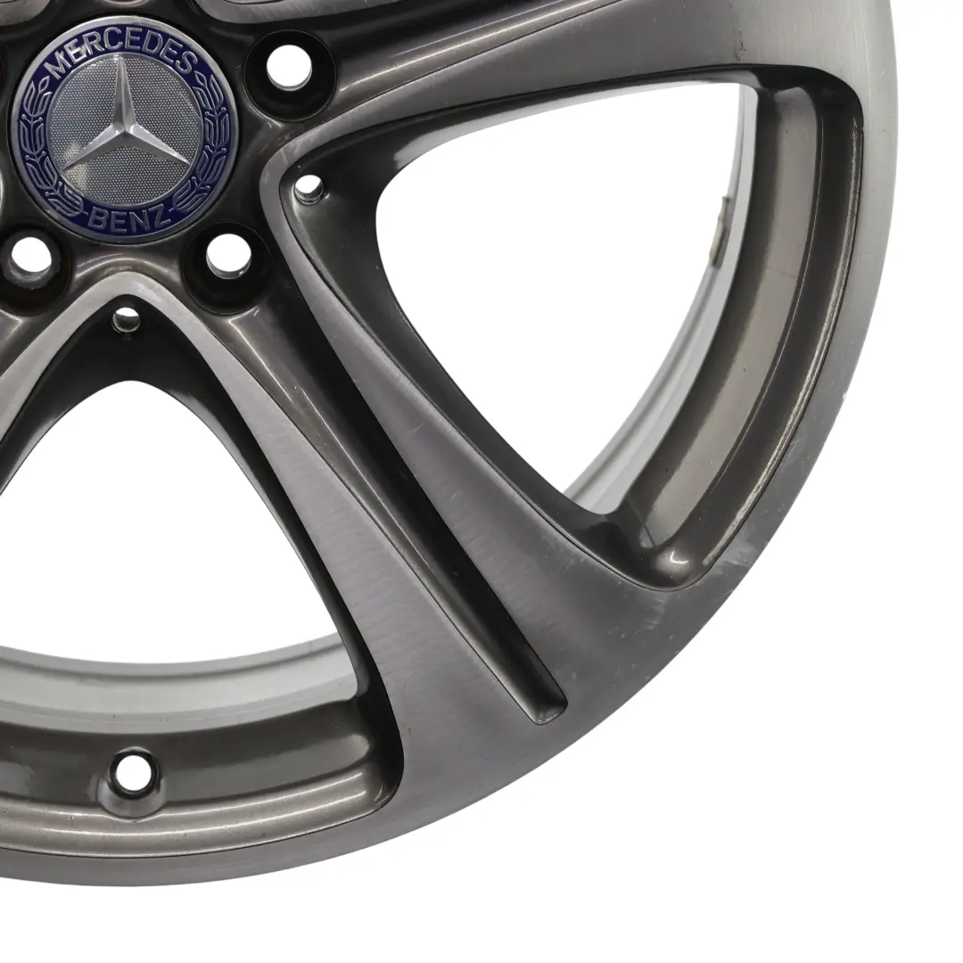 Llanta de aleación Mercedes W213 18" 8J ET:43 5 radios para con número de pieza A2134011400 Llanta de aleación Mercedes W213 18" 8J ET:43 5 radios - SKU A2134011400-1 - Número de pieza A2134011400