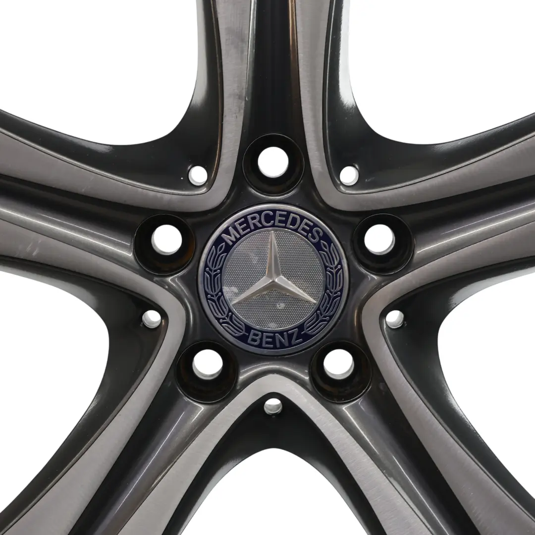 Felga Aluminiowa 18" 8J ET:43 5-Ramienna do Mercedes W213 o numerze A2134011400 Mercedes W213 Felga Aluminiowa 18" 8J ET:43 5-Ramienna - SKU A2134011400-2 - Numer Części A2134011400