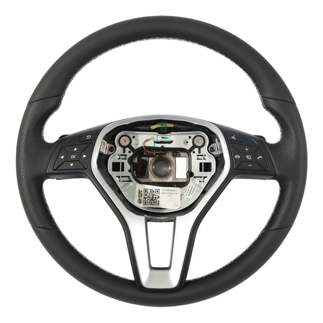 Mercedes W176 NUEVO Volante deportivo de cuero negro Paddle Shift Hilos blancos - SKU A2184602018-1 - Número de pieza A2184602018