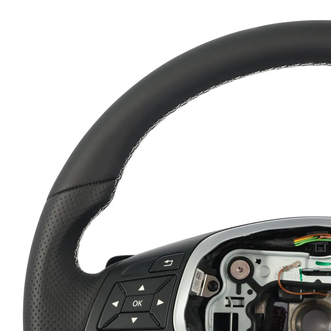 NUEVO Volante deportivo de cuero negro Paddle Shift Hilos blancos para Mercedes W176 con número de pieza A2184602018 Mercedes W176 NUEVO Volante deportivo de cuero negro Paddle Shift Hilos blancos - SKU A2184602018-1 - Número de pieza A2184602018