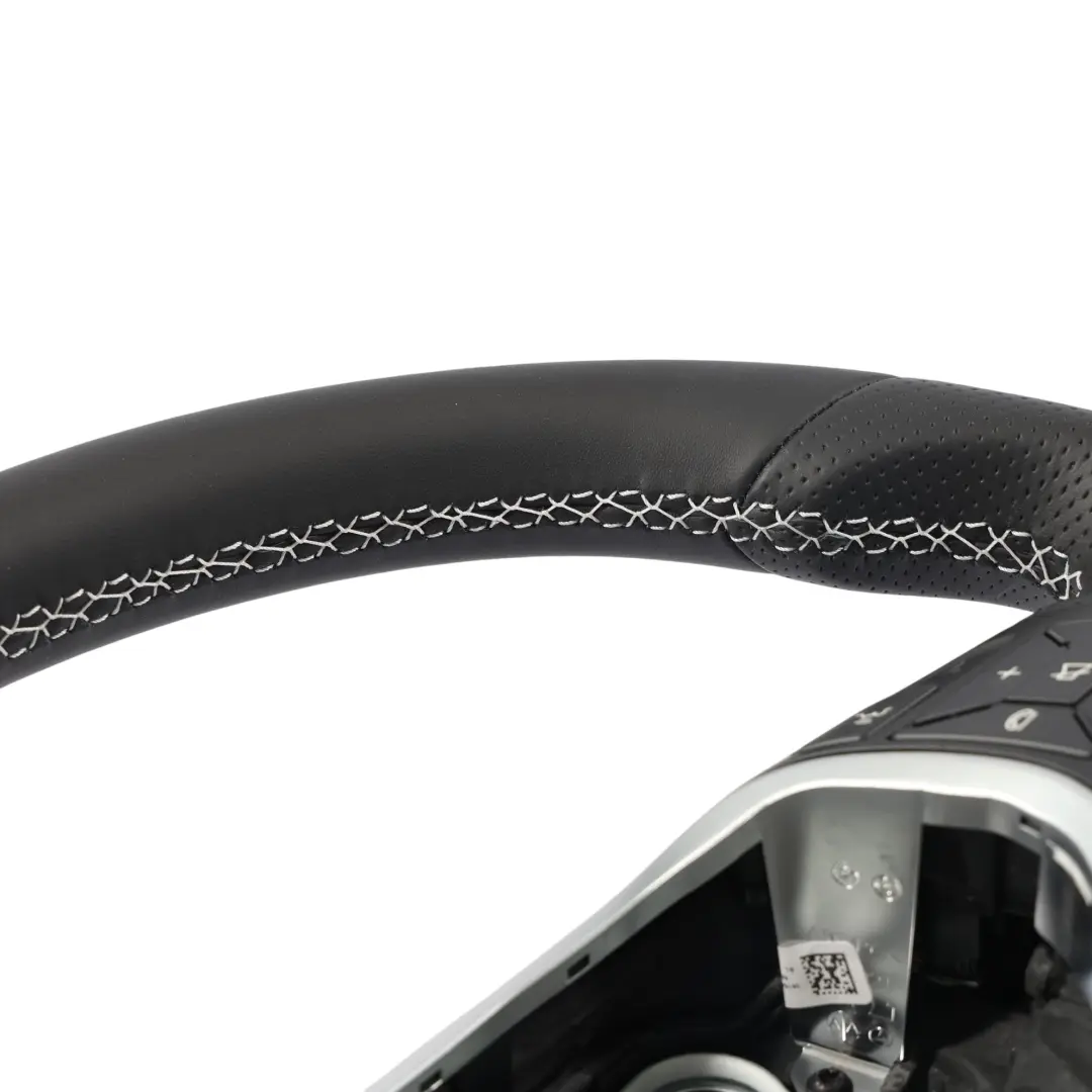 NUEVO Volante deportivo de cuero negro Paddle Shift Hilos blancos para Mercedes W176 con número de pieza A2184602018 Mercedes W176 NUEVO Volante deportivo de cuero negro Paddle Shift Hilos blancos - SKU A2184602018-1 - Número de pieza A2184602018