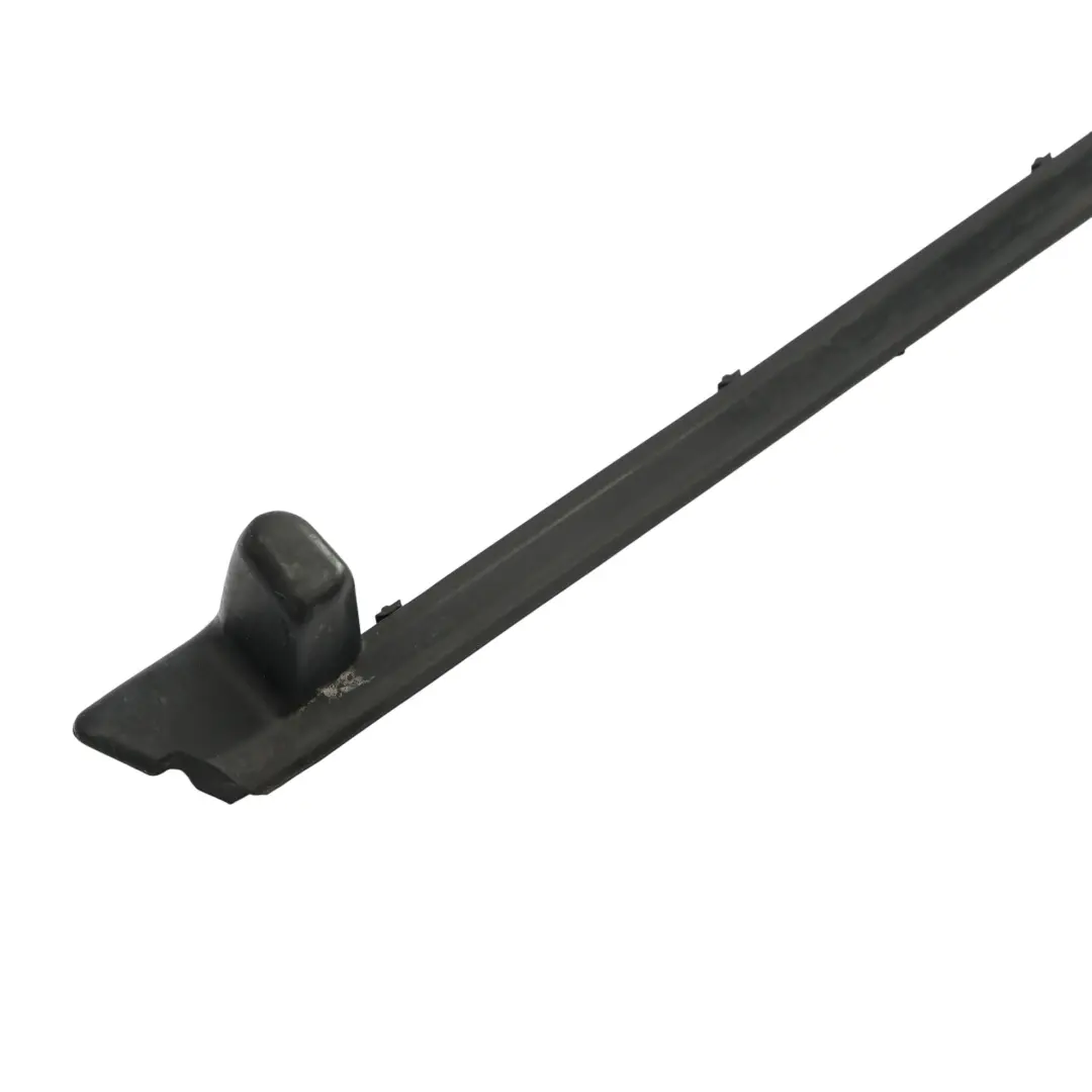 Mercedes C218 Deflettore D'Aria Striscia Porta Anteriore Destra - SKU A2186902662 - Numero di parte A2186902662