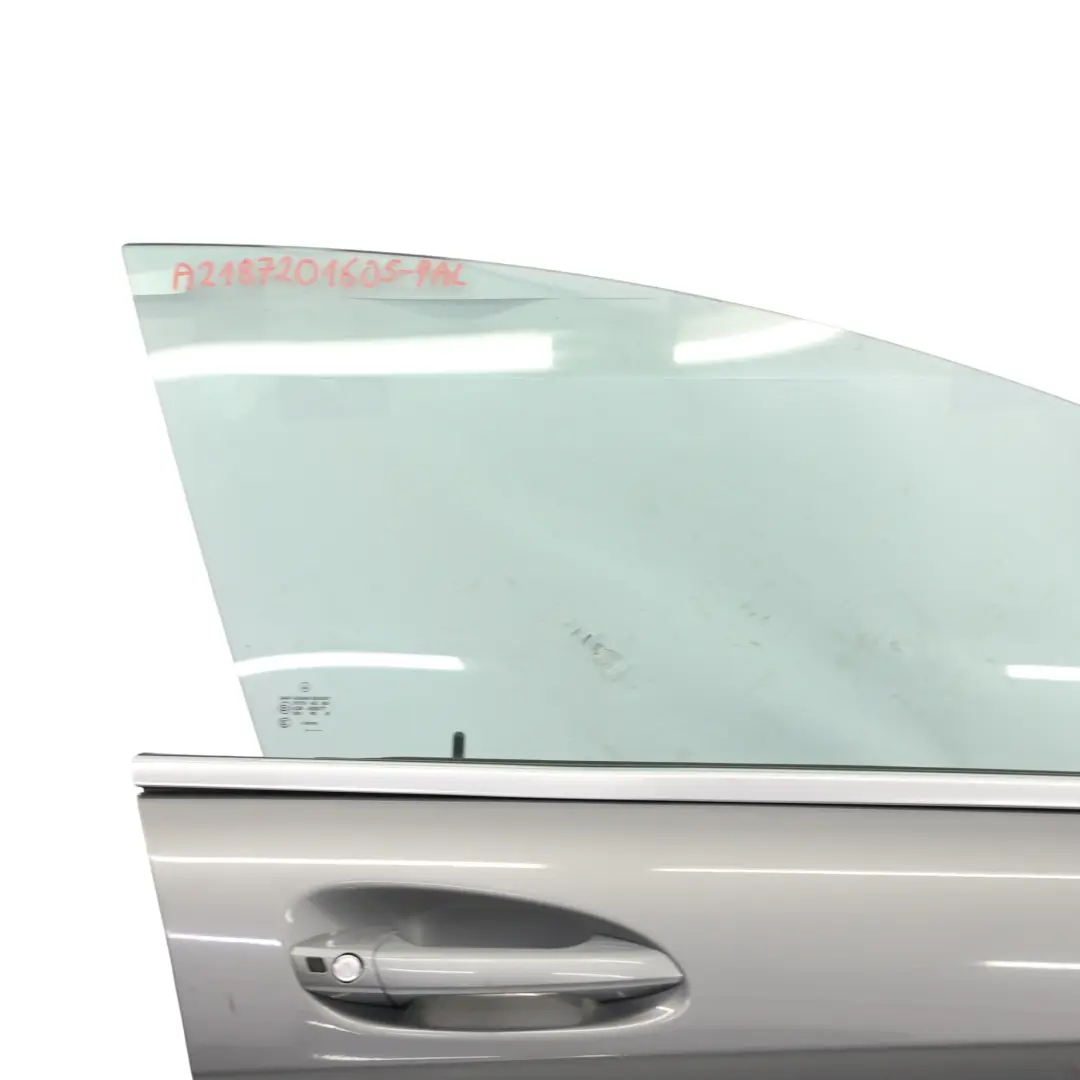 Droite Palladium Silver Metallic Argent - 792 pour Mercedes CLS C218 X218 Porte Avant à propos du numéro de pièce A2187201605 Mercedes CLS C218 X218 Porte Avant Droite Palladium Silver Metallic Argent - 792 - SKU A2187201605-PAL - Numéro de pièce A2187201605