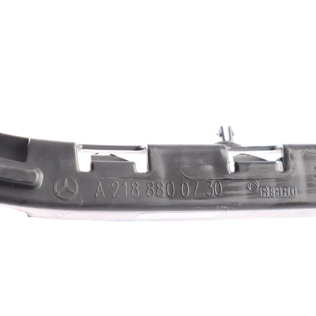 Mercedes C218 Wspornik Zderzaka Tylnego Lewy - SKU A2188800730 - Numer Części A2188800730