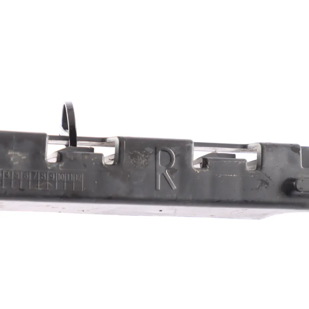 Mercedes C218 Supporto Staffa Paraurti Posteriore Destro - SKU A2188800830 - Numero di parte A2188800830