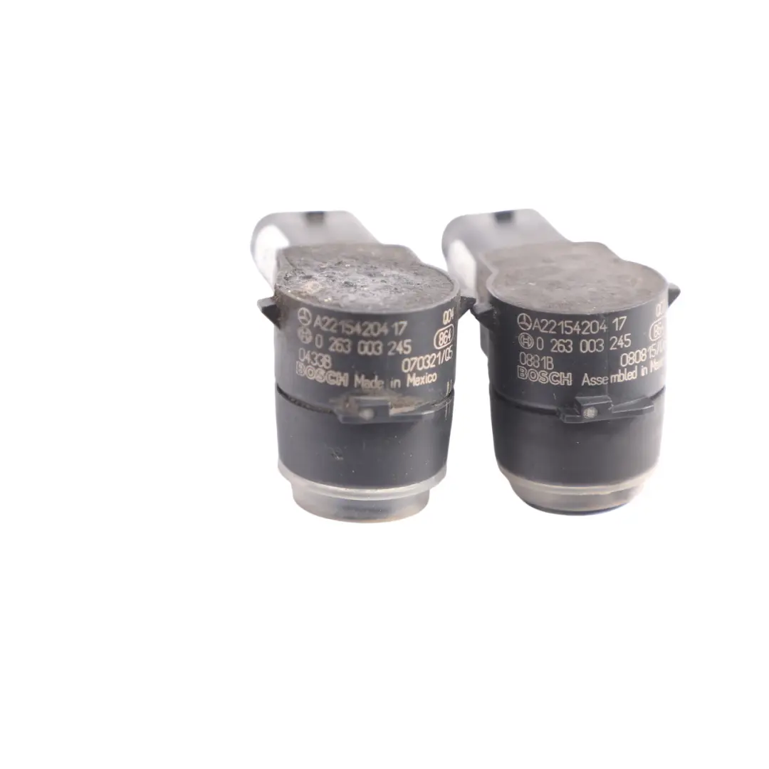 Capteurs Stationnement Avant Lot 2 Noir Obsidien - 197 pour Mercedes W203 W204 W211 à propos du numéro de pièce A2215420417 Mercedes W203 W204 W211 Capteurs Stationnement Avant Lot 2 Noir Obsidien - 197 - SKU A2215420417-OB1 - Numéro de pièce A2215420417