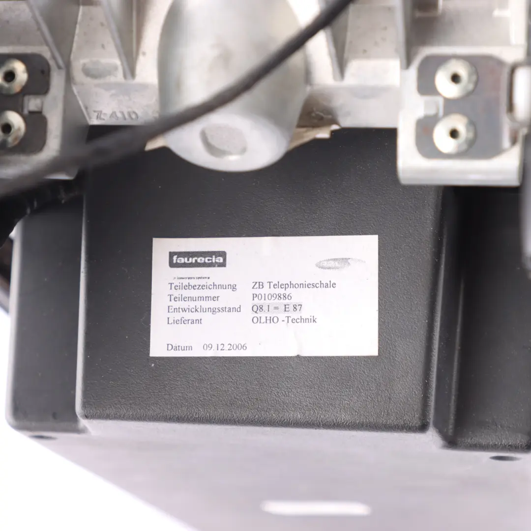 Centre Console Armrest Storage Cover Black Leather to Mercedes W221 with Part number A2216800939 Mercedes W221 Centre Console Armrest Storage Cover Black Leather - SKU A2216800939-1 - Part number A2216800939