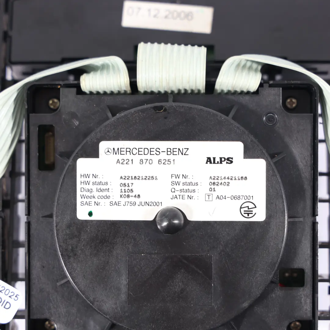 W216 W221 Multimedia Mittelkonsole Steuergerät Panel für Mercedes mit Teilenummer A2218706251 Mercedes W216 W221 Multimedia Mittelkonsole Steuergerät Panel - SKU A2218706251 - Teilenummer A2218706251
