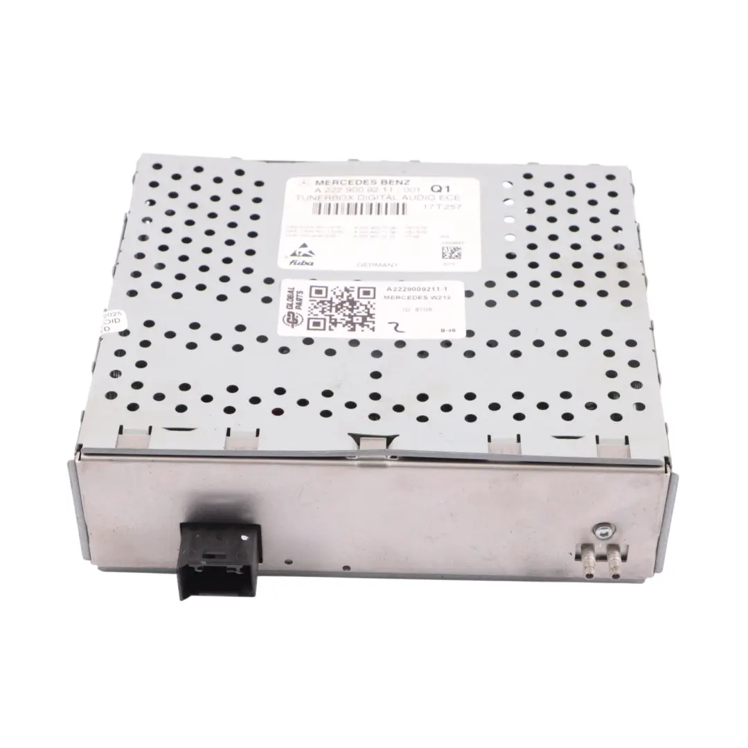 W207 Boîtier Tuner Radio Satellite Numérique Unité Commande pour Mercedes à propos du numéro de pièce A2229009211 Mercedes W207 Boîtier Tuner Radio Satellite Numérique Unité Commande - SKU A2229009211-1 - Numéro de pièce A2229009211