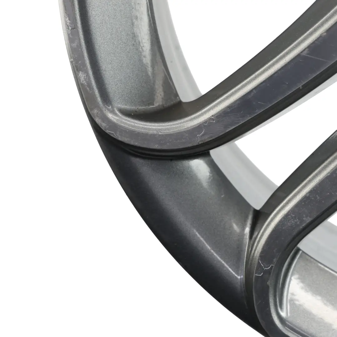 Felga Aluminiowa Srebrna 17" 7.5J ET:52.5 do Mercedes W176 o numerze A2464010302 Mercedes W176 Felga Aluminiowa Srebrna 17" 7.5J ET:52.5 - SKU A2464010302-4 - Numer Części A2464010302