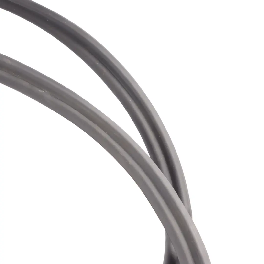 Heckklappen Kofferraum Gummi Dichtung für Mercedes W246 mit Teilenummer A2467400378 Mercedes W246 Heckklappen Kofferraum Gummi Dichtung - SKU A2467400378 - Teilenummer A2467400378
