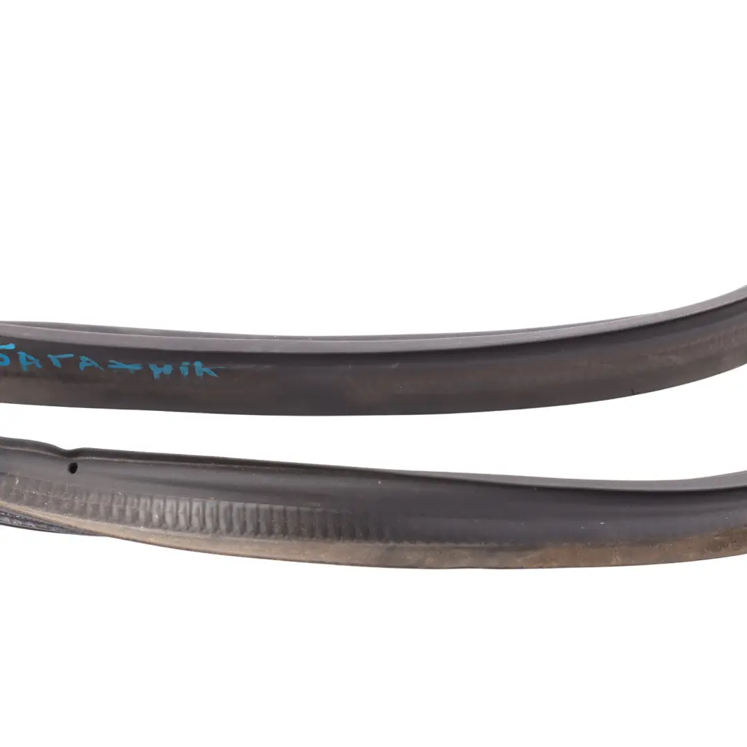 Mercedes W246 Guarnizione Gomma Portellone Bagagliaio Posteriore - SKU A2467400378 - Numero di parte A2467400378