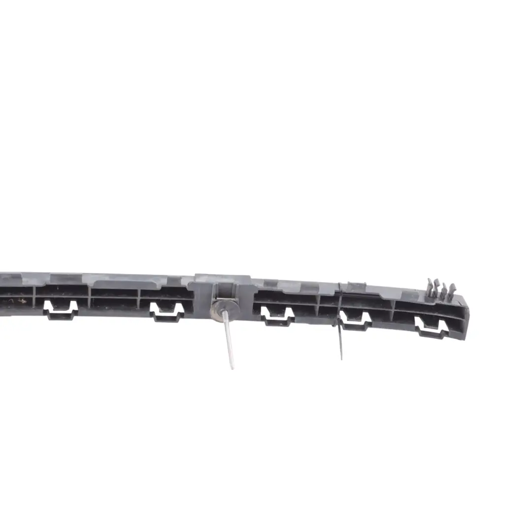 Supporto Staffa Centrale Paraurti Posteriore per Mercedes W246 con numero di parte A2468850065 Mercedes W246 Supporto Staffa Centrale Paraurti Posteriore - SKU A2468850065 - Numero di parte A2468850065