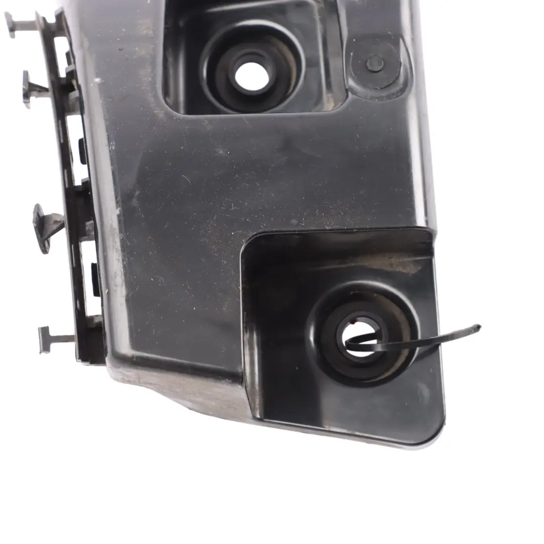 Soporte Parachoques Trasero Derecho para Mercedes W246 con número de pieza A2468850265 Mercedes W246 Soporte Parachoques Trasero Derecho - SKU A2468850265 - Número de pieza A2468850265