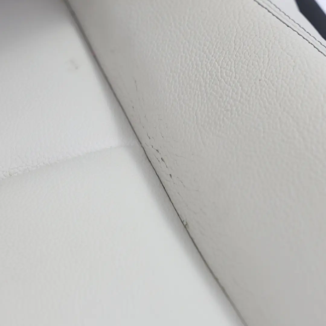 Fotel Przedni Grzany Imitacja Skóry Szary Lewy Przód do Mercedes W176 o numerze A2469105702 Mercedes W176 Fotel Przedni Grzany Imitacja Skóry Szary Lewy Przód - SKU A2469105702-6 - Numer Części A2469105702