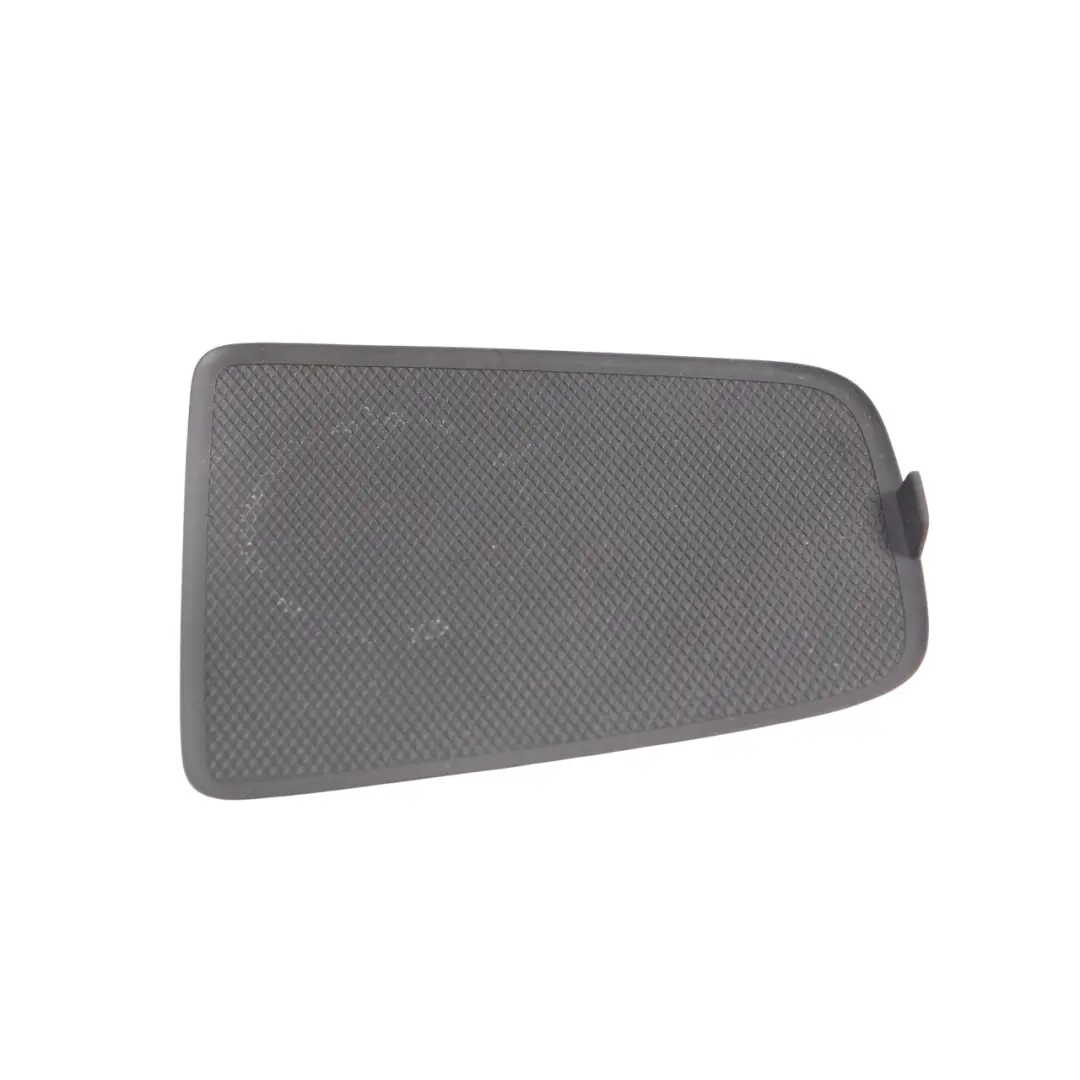 Insert Console Central Tapis Caoutchouc pour Mercedes W177 à propos du numéro de pièce A2476892300 Mercedes W177 Insert Console Central Tapis Caoutchouc - SKU A2476892300 - Numéro de pièce A2476892300