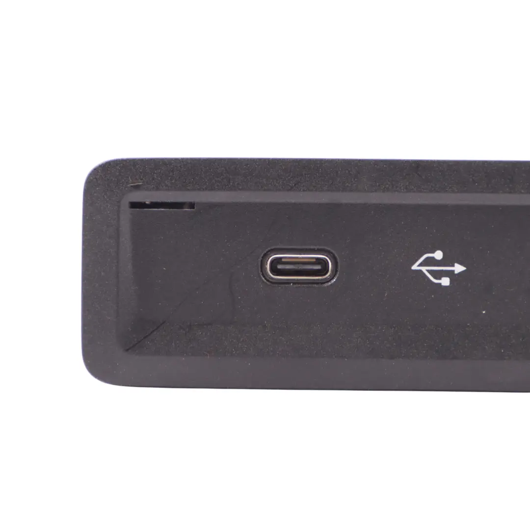 Mercedes C118 W177 W243 W247 Console Centrale Double Port USB-C - SKU A2478207502 - Numéro de pièce A2478207502