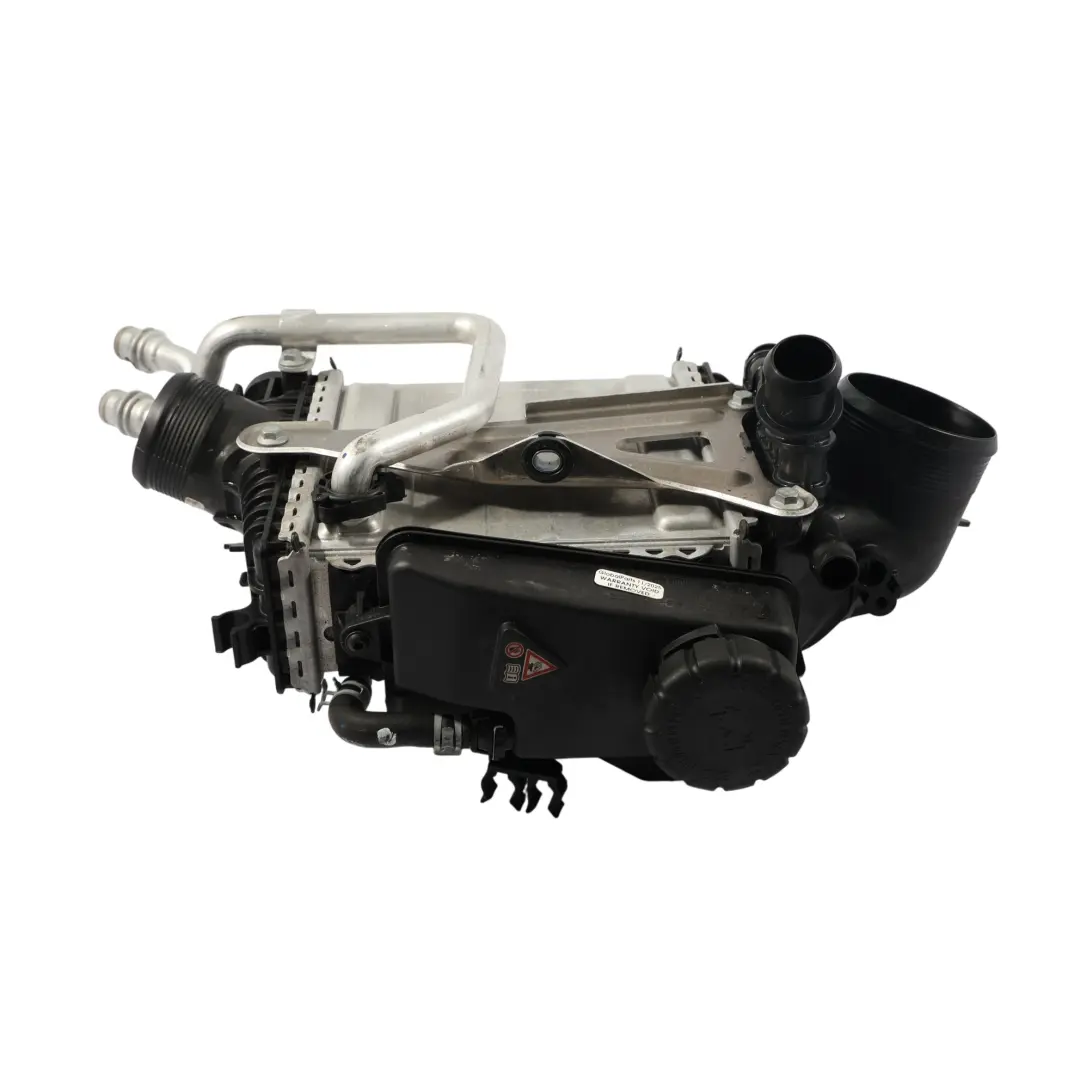Refroidisseur D'Air De Suralimentation A35 AMG A2600906600 pour Mercedes W177 à propos du numéro de pièce A2600906700 Mercedes W177 Refroidisseur D'Air De Suralimentation A35 AMG A2600906600 - SKU A2600906700 - Numéro de pièce A2600906700
