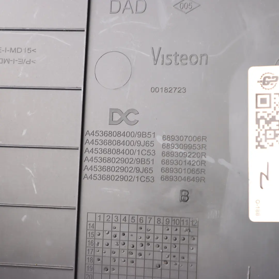 C453 Centre Console Trim Cover Panel Front Right O/S Side A4536808600 to Smart with Part number A4536808400 Smart C453 Centre Console Trim Cover Panel Front Right O/S Side A4536808600 - SKU RHD-A4536808400 - Part number A4536808400