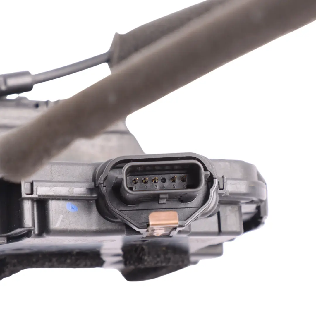 C453 Door Lock Catch Latch Comfort Right O/S to Smart Fortwo with Part number A4537206801 Smart Fortwo C453 Door Lock Catch Latch Comfort Right O/S - SKU A4537206801 - Part number A4537206801