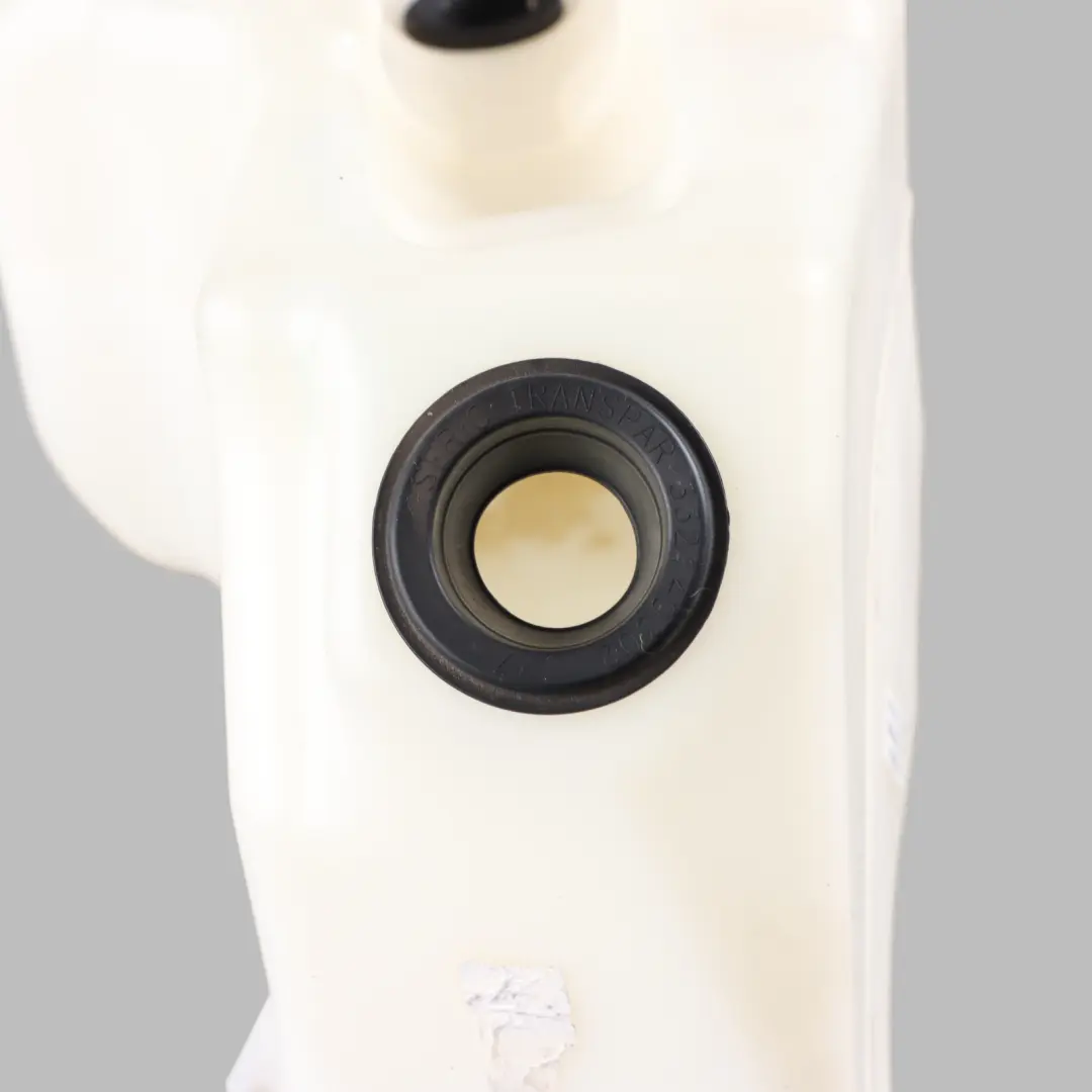 C453 Windscreen Washer Fluid Tank Reservoir Bottle to Smart Fortwo with Part number A4538609500 Smart Fortwo C453 Windscreen Washer Fluid Tank Reservoir Bottle - SKU A4538609500 - Part number A4538609500