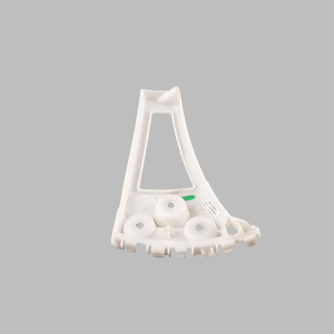 C453 Rear Bumper Mount Bracket Holder Guide Right O/S to Smart Fortwo with Part number A4538850525 Smart Fortwo C453 Rear Bumper Mount Bracket Holder Guide Right O/S - SKU A4538850525 - Part number A4538850525