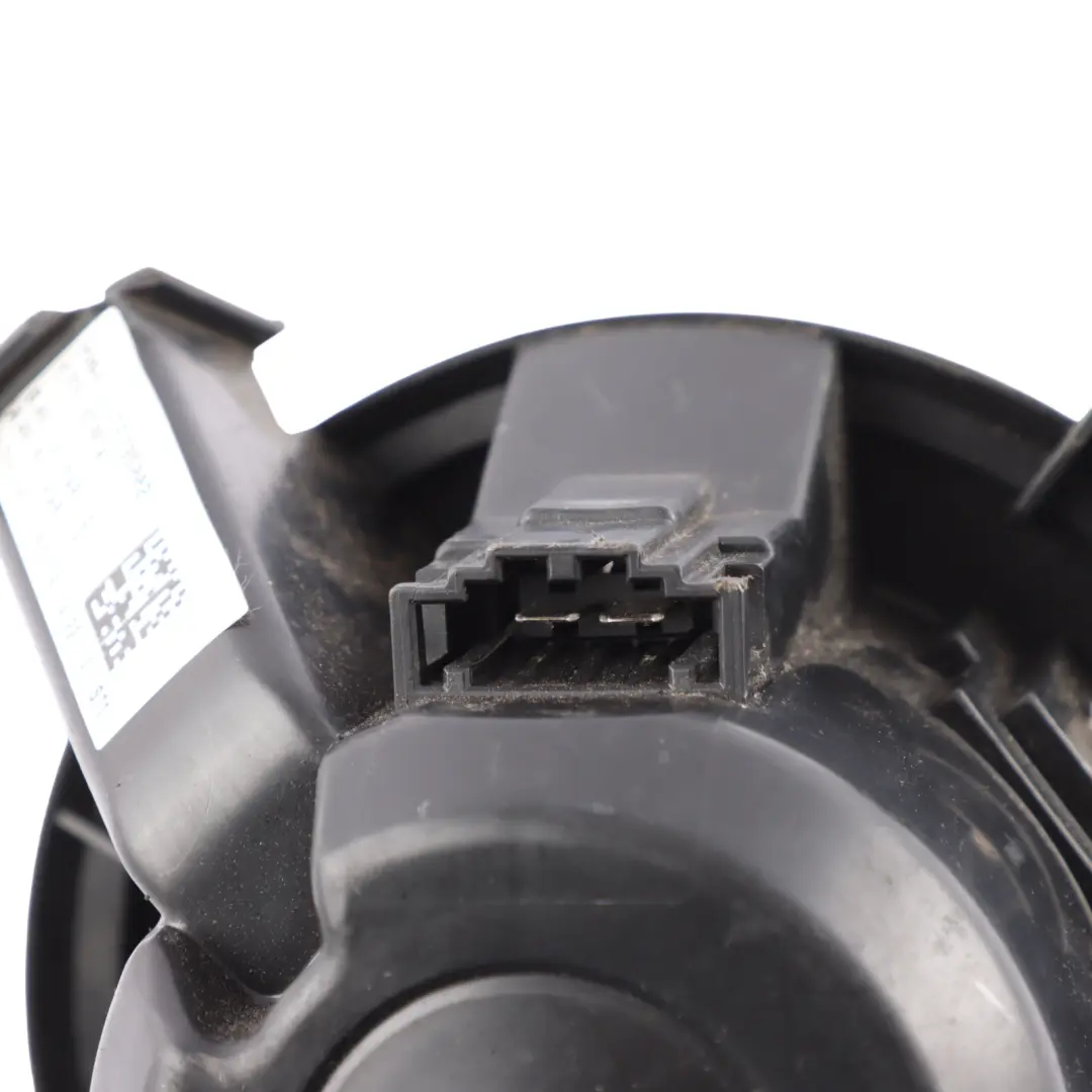 C453 Heater Blower Motor Fan to Smart Fortwo with Part number A4539060201 Smart Fortwo C453 Heater Blower Motor Fan - SKU A4539060201 - Part number A4539060201