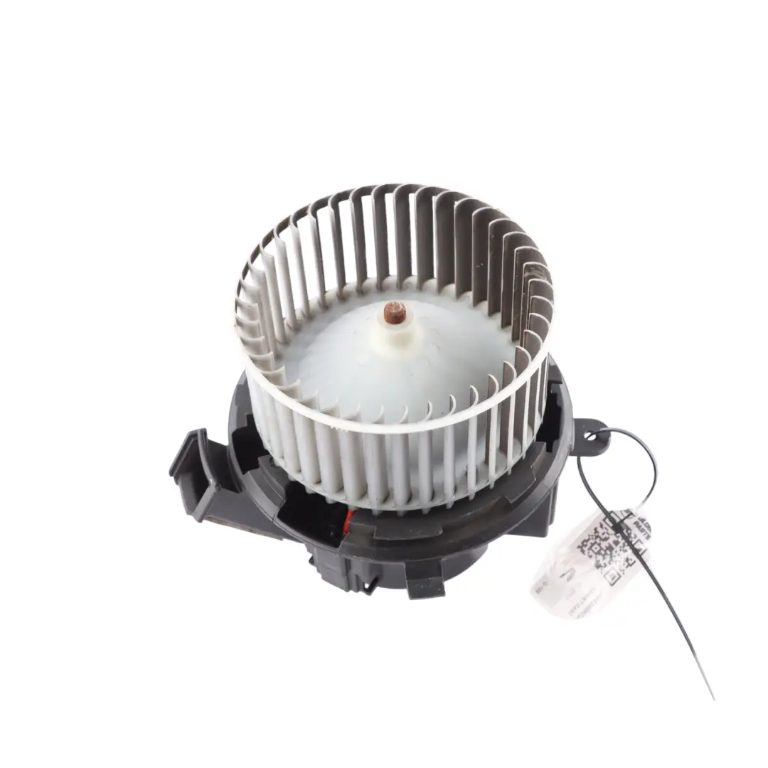 C453 Riscaldatore Motore Ventilatore per Smart Fortwo con numero di parte A4539060201 Smart Fortwo C453 Riscaldatore Motore Ventilatore - SKU A4539060201 - Numero di parte A4539060201
