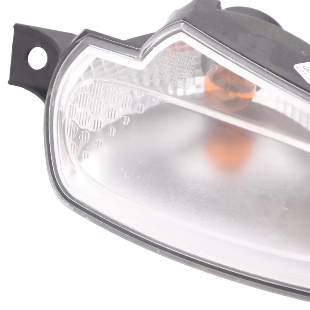 C453 ForTwo Front Side Turn Signal Indicator Right O/S to Smart with Part number A4539062200 Smart C453 ForTwo Front Side Turn Signal Indicator Right O/S - SKU A4539062200 - Part number A4539062200