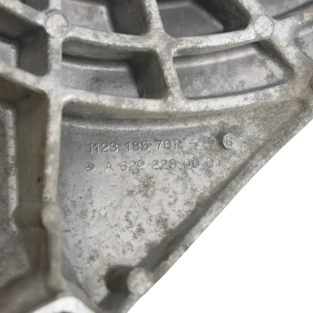 Mercedes W447 OM622 Diesel Uchwyt Łapa Wspornik Mocowania - SKU A6222230001 - Numer Części A6222230001