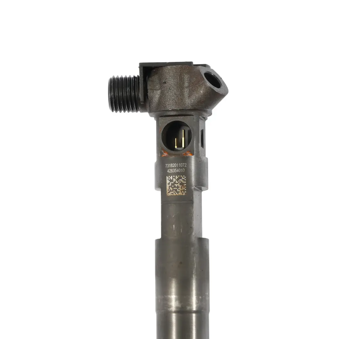  Iniettore carburante Mercedes W204 C207 W212 W221 W906 Diesel OM651 - SKU A6510700587-1 - Numero di parte A6510700587