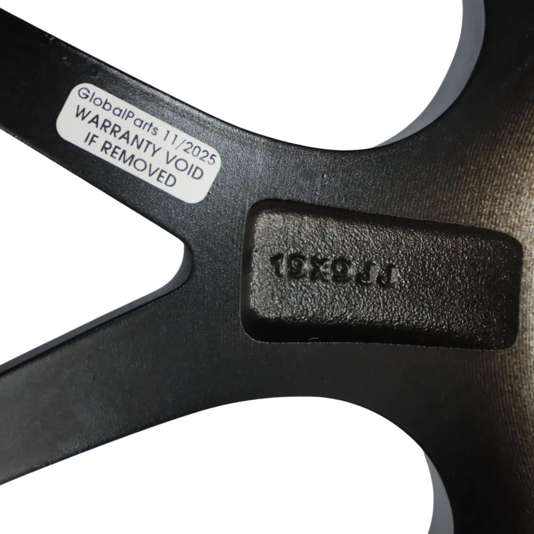 Felga Aluminiowa Czarna VIA 19" 9J 5X120 do BMW o numerze BMW-VIA-19-2 BMW Felga Aluminiowa Czarna VIA 19" 9J 5X120 - SKU BMW-VIA-19-2 - Numer Części BMW-VIA-19-2