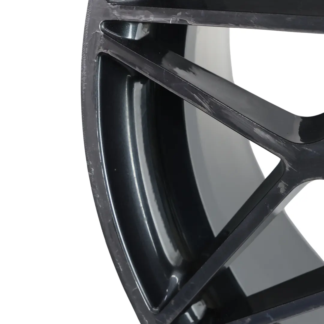 Felga Aluminiowa 19" 9.5J 5X120 VIA do BMW F80 M3 o numerze BMW-VIA-19-3 BMW F80 M3 Felga Aluminiowa 19" 9.5J 5X120 VIA - SKU BMW-VIA-19-3 - Numer Części BMW-VIA-19-3